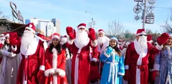 Taşkent'te Yeni Yıl Kutlamaları Renkli Görüntüler Sunuyor