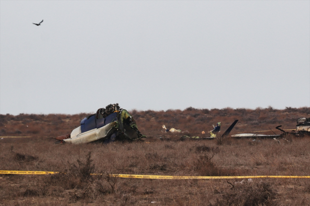 Azerbaycan, Çeçenistan'dan düşen uçak nedeniyle özür ve para bekliyor Azerbaycan, Çeçenistan'dan düşen uçak nedeniyle özür ve para bekliyor