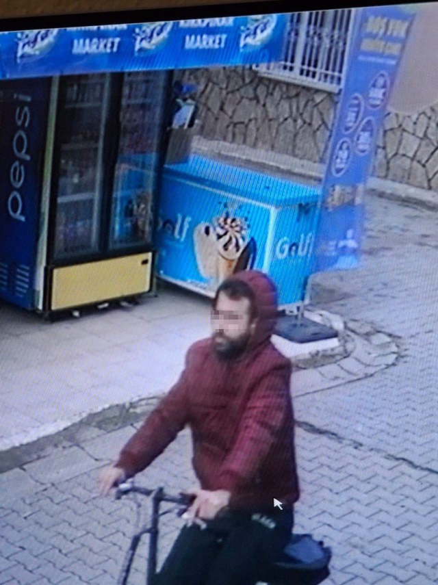 The pervert on a bicycle who caused disgusting images in İzmir was arrested