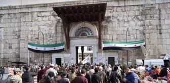 Emevi Camii'nde Esad Rejimi Sonrası Üçüncü Cuma Namazı Kılındı