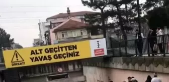 Sakarya'da 3 Metre Yükseklikteki Alt Geçide Tır Sıkıştı