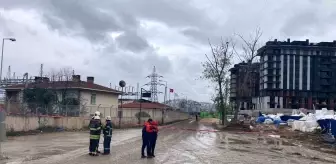 Darıca'da iş makinesi kazısında doğalgaz borusu delindi