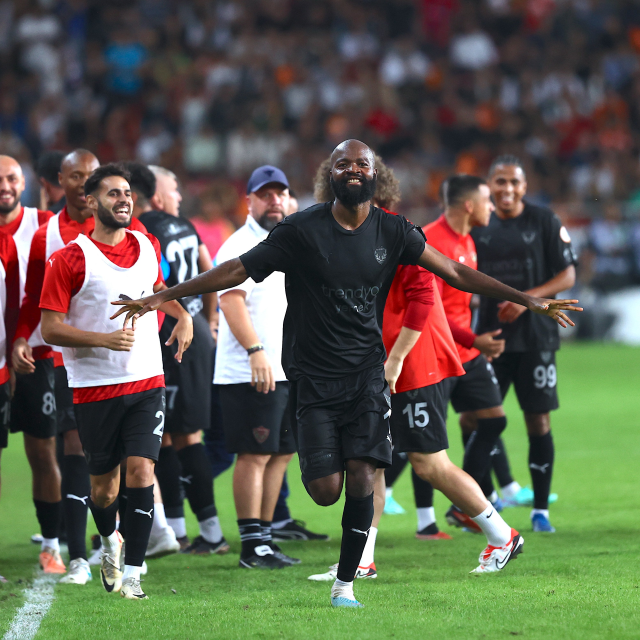 Süper Lig'in eski yıldızı, 10 ayda 4 kez takım değiştirdi