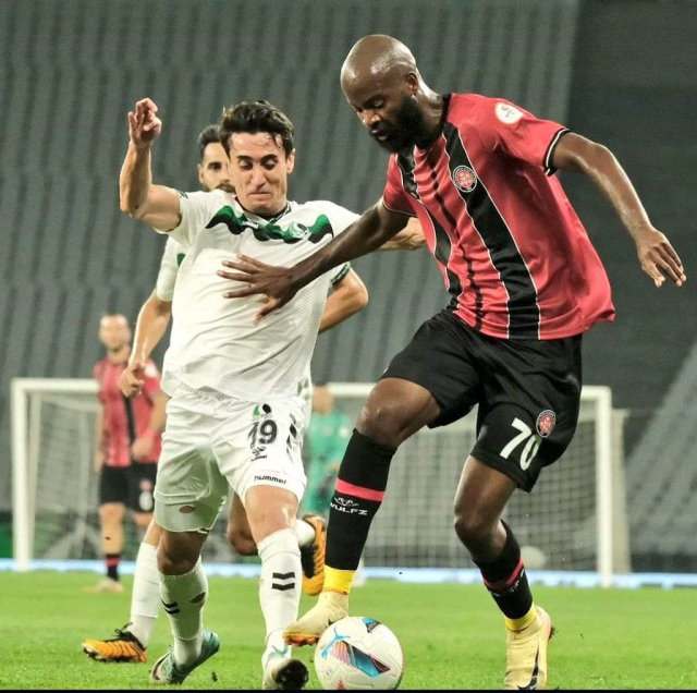 Süper Lig'in eski yıldızı, 10 ayda 4 kez takım değiştirdi