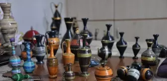 Eskişehirli Emekli Memur, Atık Kağıtlardan Sanat Eserleri Yaratıyor