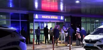 İzmir'de Alkollü Gruplar Arasında Bıçaklı Kavga: 7 Yaralı