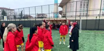 Kadın Futbolculara Destek Ziyareti