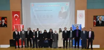 Artvin'de 'Ailede Çözüm Becerileri' Konferansı Düzenlendi