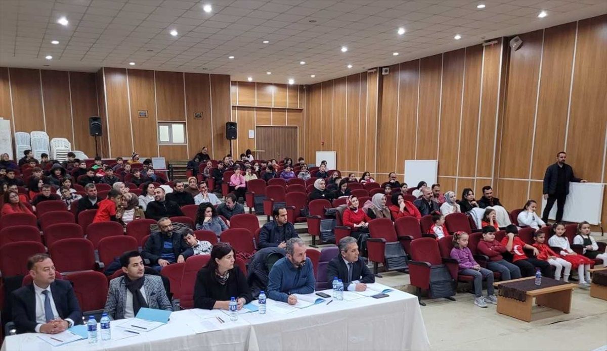 Çankırı'da İstiklal Marşı'nı Güzel Okuma Yarışması Düzenlendi