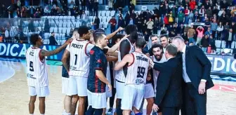 Manisa Basket, Beşiktaş'ı 94-88 ile Geçti