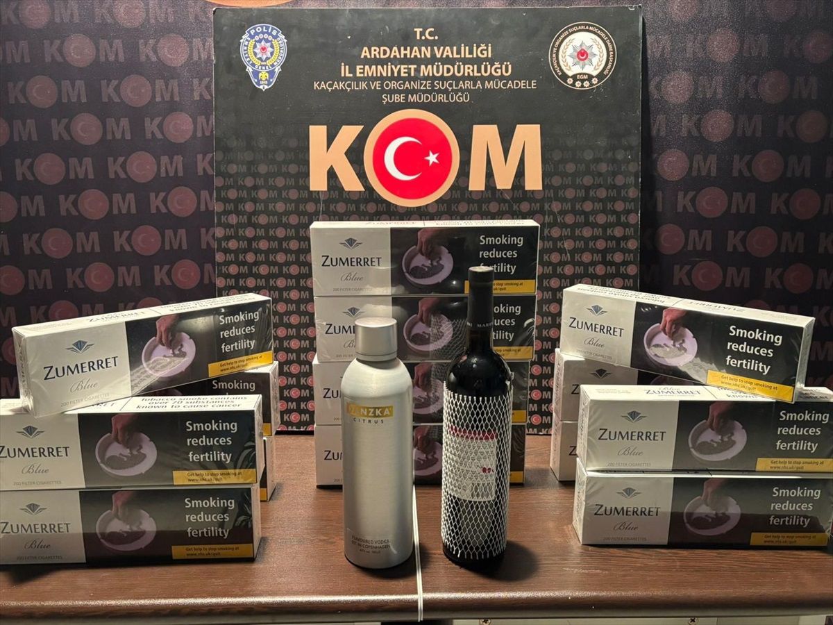 Ardahan'da Gümrük Kaçağı Sigara ve Alkol Operasyonu: 3 Gözaltı