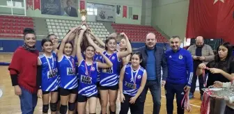 İskenderun'da Okullar Arası Voleybol Turnuvası Düzenlendi