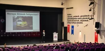 Trabzon'da Sınavlara Hazırlık Semineri Düzenlendi