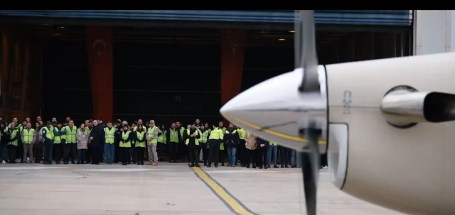 HÜRKUŞ Yeni Nesil Eğitim Uçağı gökyüzü ile buluştu HÜRKUŞ Yeni Nesil Eğitim Uçağı gökyüzü ile buluştu