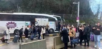 Yeni Yıl İçin Gürcistan'a Sınırda Yoğunluk