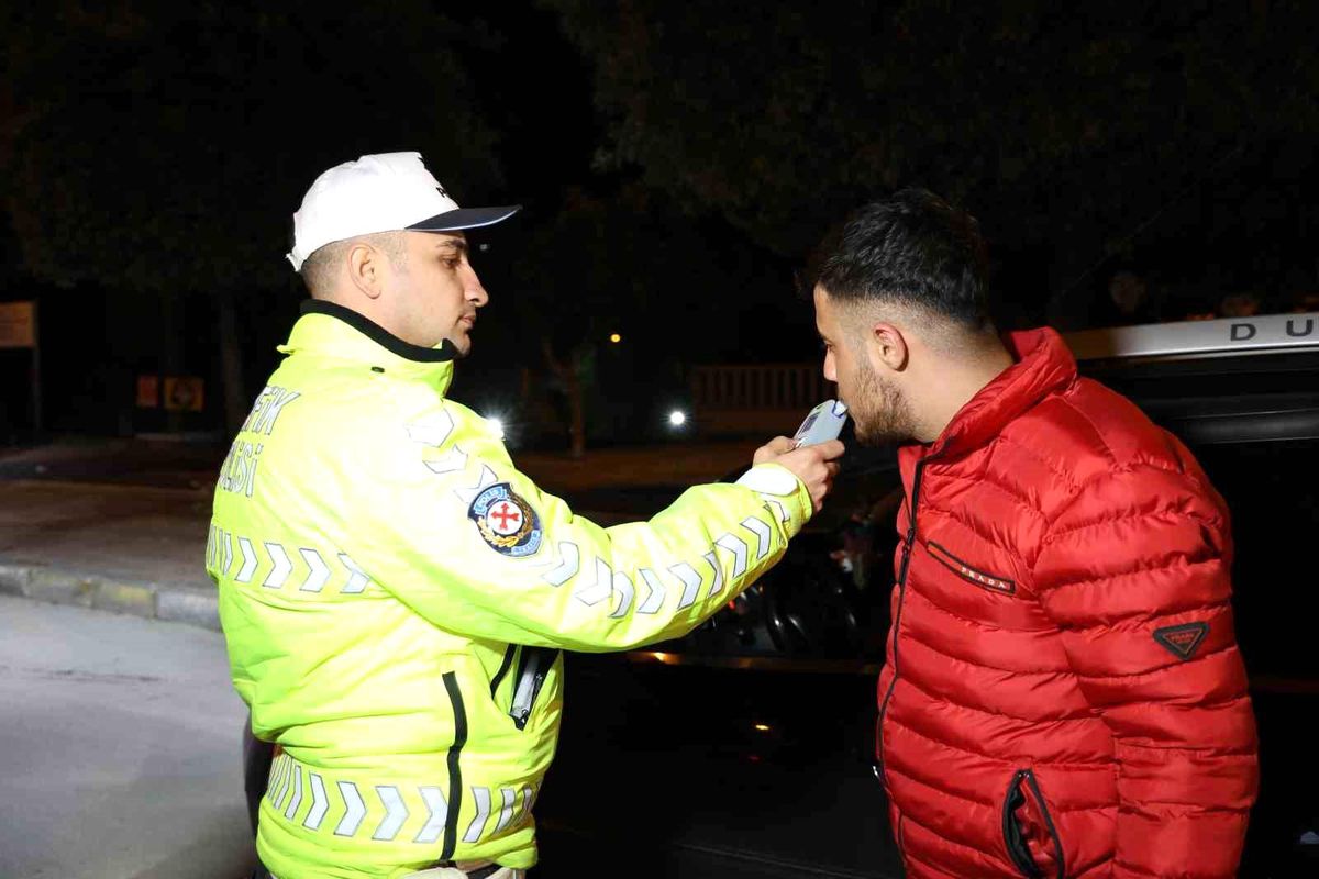 Adana'da Yılbaşı Huzur ve Güven Uygulaması Yapıldı