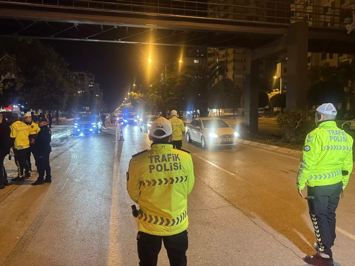 Adana'da Yılbaşı Huzur ve Güven Uygulaması Gerçekleştirildi