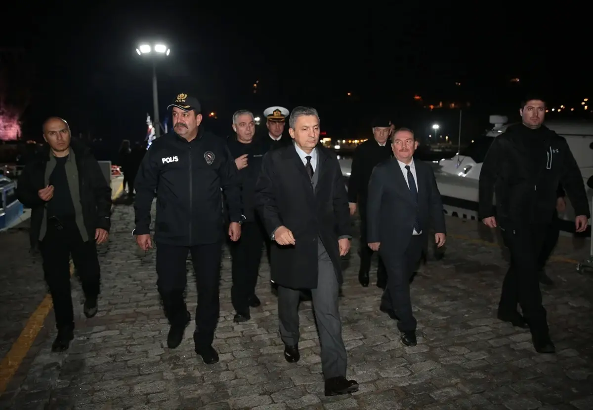 Antalya'da Yeni Yıl Kutlamaları İçin Güvenlik Önlemleri Artırıldı