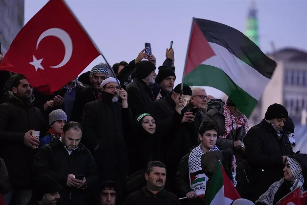 Filistin'deki Katliamı Durdurmak İçin Büyük Eylem