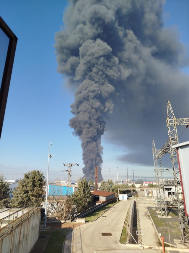 Fire at a toy factory in Kırklareli! Smoke covered the sky