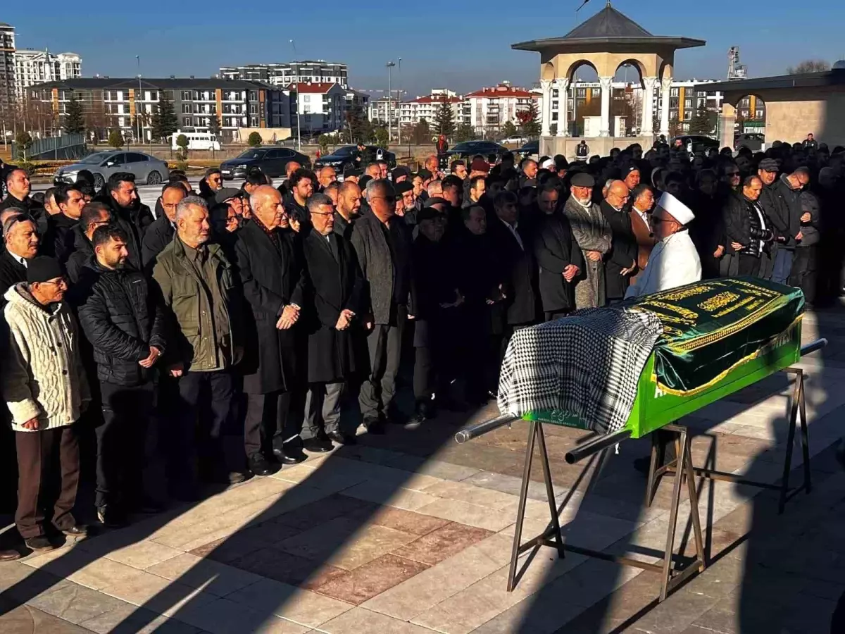 TBMM Başkanı Numan Kurtulmuş, Cenaze Törenine Katıldı