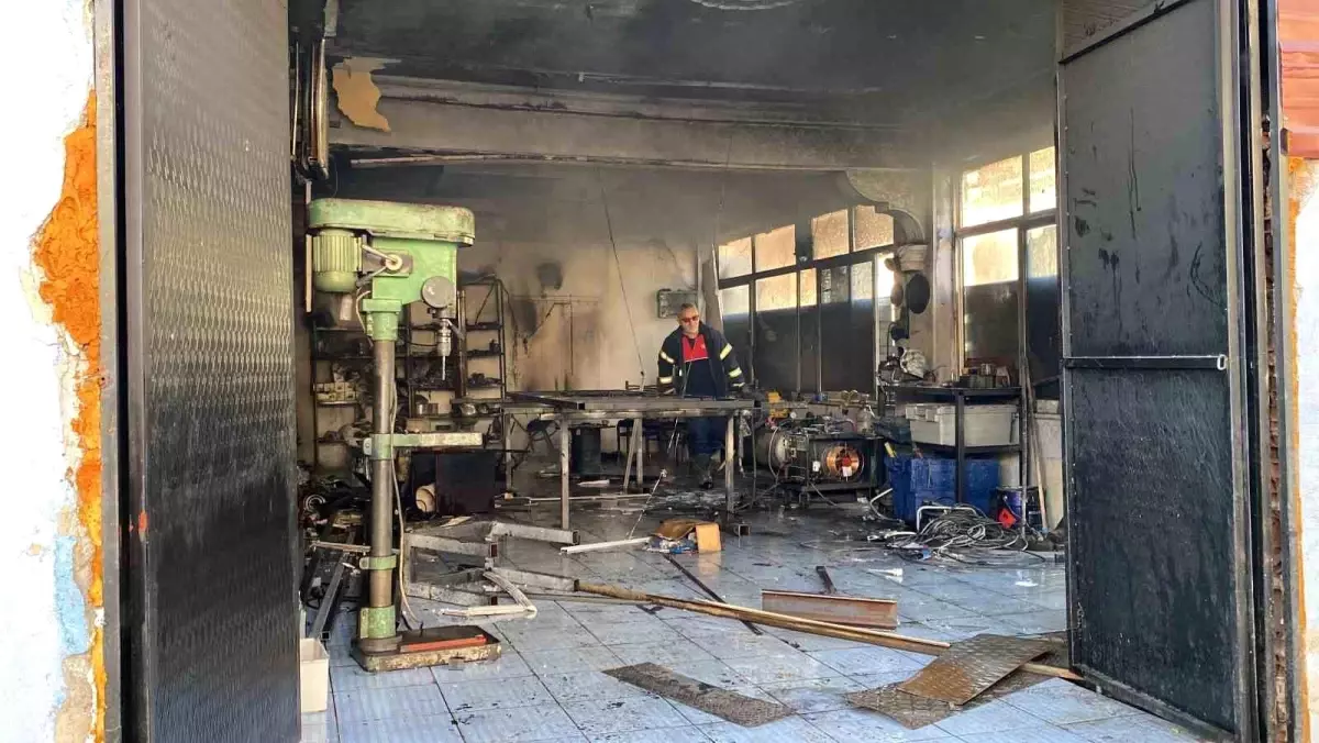 Tokat'ta Demir Doğrama Atölyesinde Patlama: Bir Çırak Yaralandı