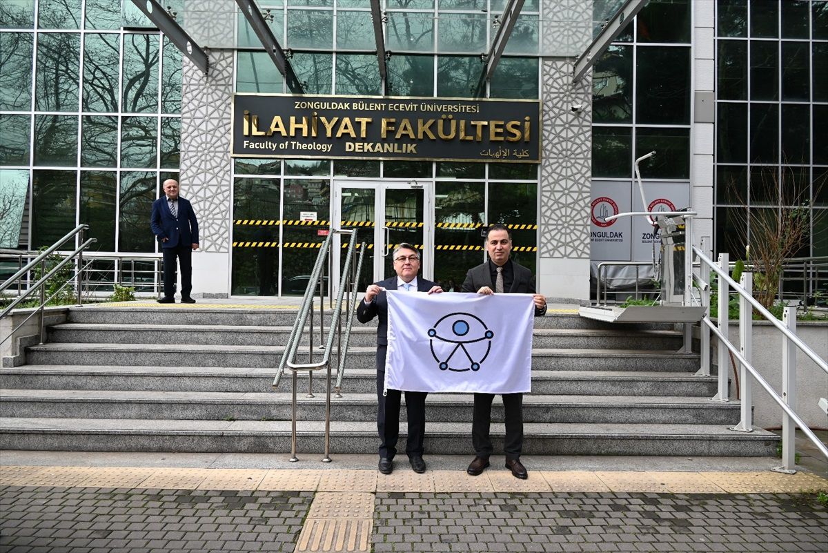 Zonguldak Bülent Ecevit Üniversitesi'ne Erişilebilirlik Belgesi ve Logolu Bayrak