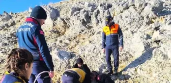 Balık Avlarken Kayalıktan Düşen Kişi Yaralandı