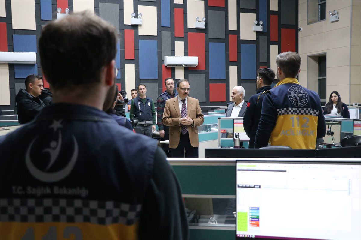 Siirt Valisi Kemal Kızılkaya, Yeni Yılı Güvenlik Güçleriyle Karşıladı