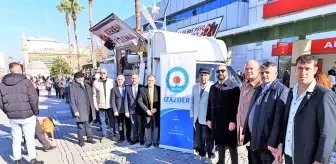 Azerbaycan Hava Yolları Uçağı Kazası İçin İzmir'de Anma Etkinliği Düzenlendi