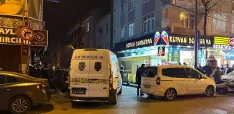 Küçükçekmece'de çay ocağına el bombası atıldı