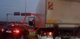 Trafikte başsavcıya denk gelen sürücü hızla aracına geri döndü