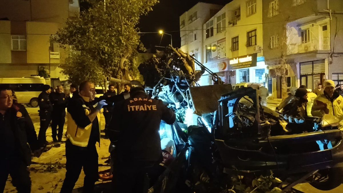 Kozan'da Trafik Kazası: 2 Yaralı