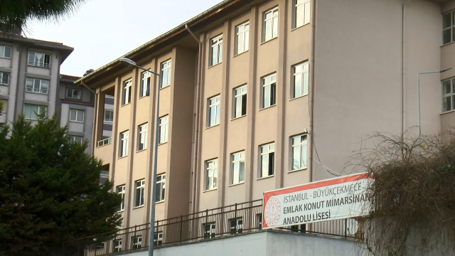 Panic over bad smell in Istanbul: Two schools evacuated, state hospital investigated