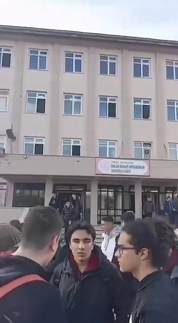 Panic over bad smell in Istanbul: Two schools evacuated, state hospital investigated