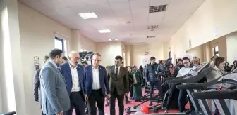 Kütahya'da Kız Öğrenci Yurtlarında Yeni Spor Salonları Açıldı