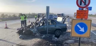 Konya'da Ters Yönde Giden Otomobil Tırla Çarpıştı: 1 Ölü, 1 Yaralı