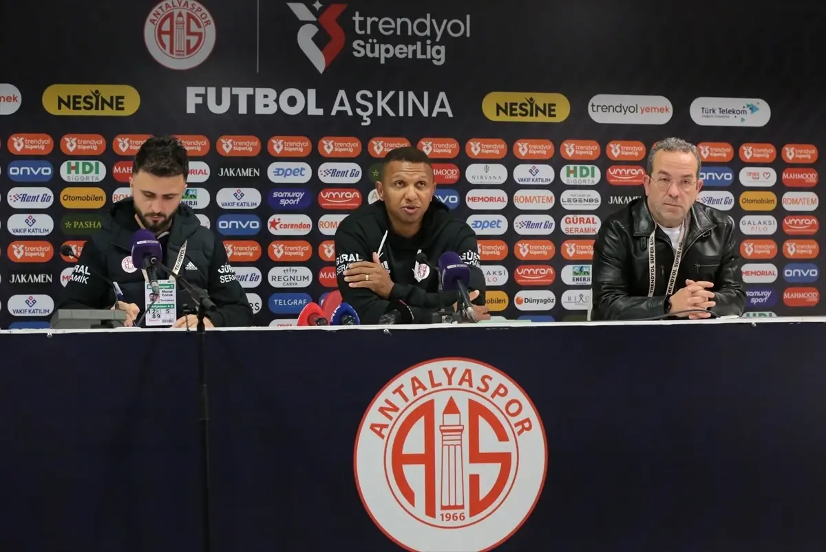 Aurelio: 'İstifa etmeyi düşünmüyoruz'