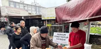 Ferdi Tayfur İçin Lokma Dağıtıldı