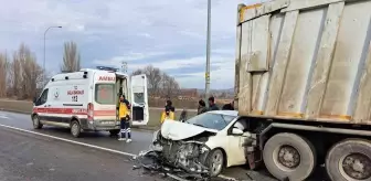 Eskişehir'de Kırmızı Işıkta Kaza: 1 Yaralı