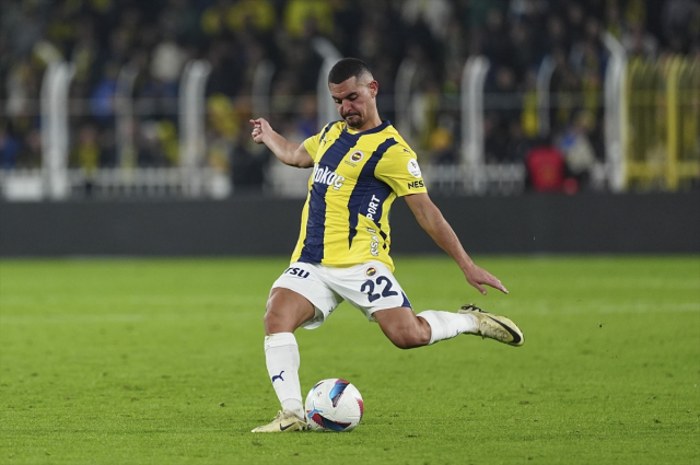 Fenerbahçe, Hatayspor'u sahasında 2-1 mağlup etti Fenerbahçe, Hatayspor'u sahasında 2-1 mağlup etti