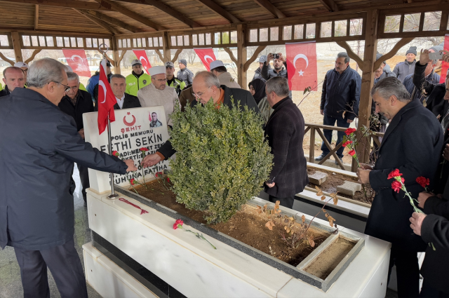 Martyred police officer Fethi Sekin was commemorated at his grave in Elazığ