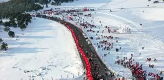 Türkiye, 'Bu toprakta izin var' temasıyla Sarıkamış'ta şehitler için yürüdü