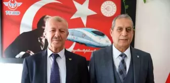 Gaziantep Garı'nda Emeklilik Töreni: Yüksel Taş ve Ömer Yaman Uğurlandı