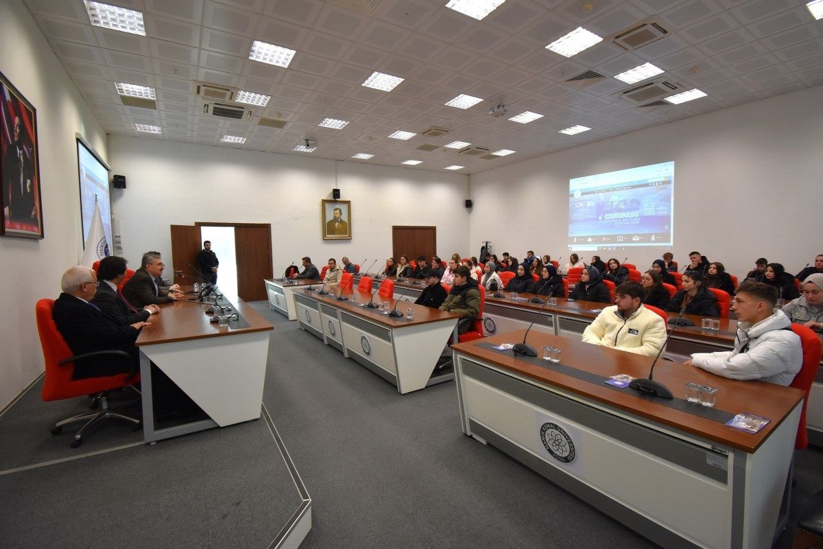 Batı Trakyalı Öğrenciler Tekirdağ NKÜ'yü Ziyaret Etti