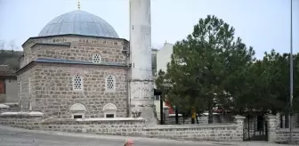 Edirne'de Muhtar, Hizmet Binası İçin Oturma Eylemi Gerçekleştirdi