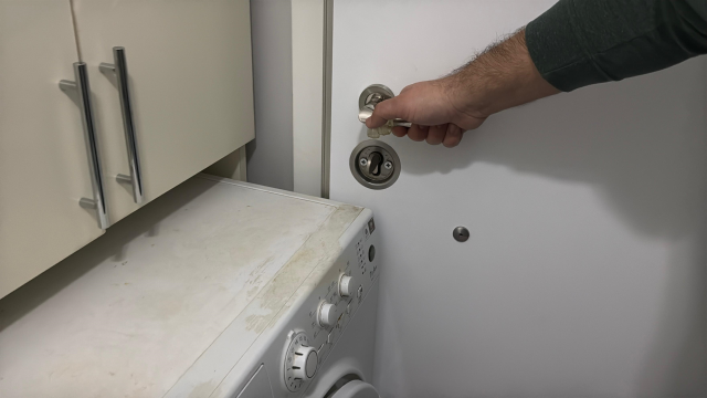 The washing machine shock for friends who couldn't open the door