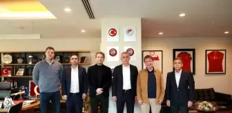 Göztepe Yönetimi TFF Başkanı Hacıosmanoğlu'nu Ziyaret Etti