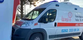 Kocaeli'de Özel Ambulans ile Otomobil Çarpıştı