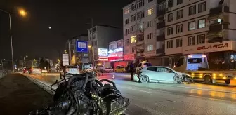 Kocaeli'de Zincirleme Trafik Kazası: 2 Yaralı